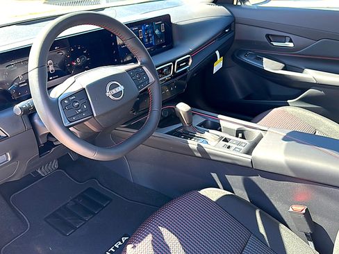 New 2026 Nissan Sentra SR w/ Floor Mat Package image 9