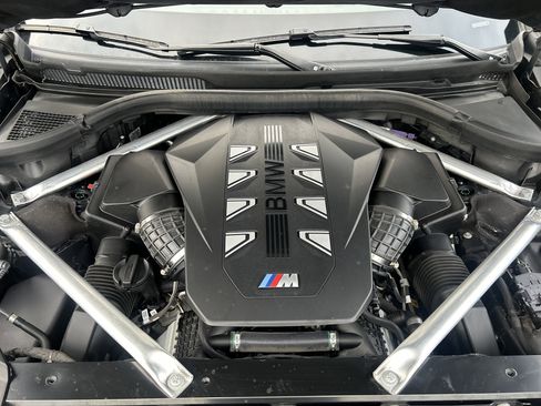 Used 2023 BMW X7 M60i w/ Executive Package image 31