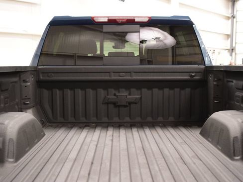 Used 2024 Chevrolet Silverado 1500 LTZ w/ LTZ Premium Package AWD/4WD image 24