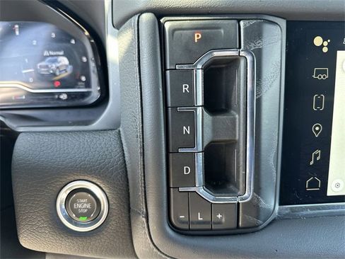 Used 2024 GMC Yukon Denali image 23