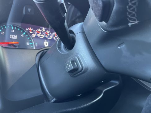 Used 2020 Chevrolet Tahoe Premier image 25