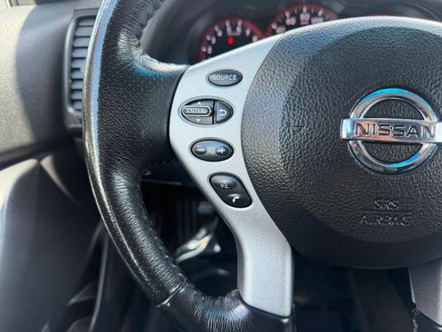 Used 2009 Nissan Altima 2.5 SL w/ Technology Pkg FWD image 19