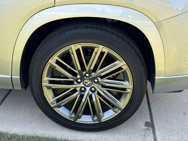 Used 2026 Lexus TX 350 AWD w/ Technology Package image 4