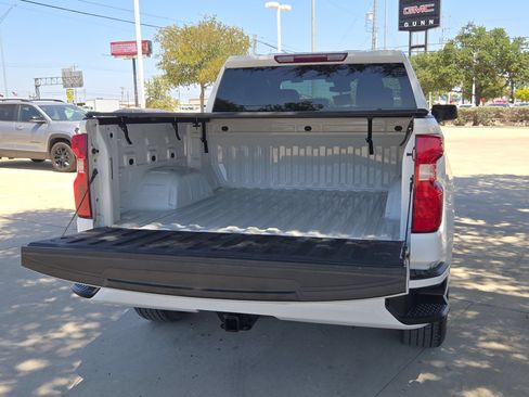 Used 2022 Chevrolet Silverado 1500 Custom RWD image 21