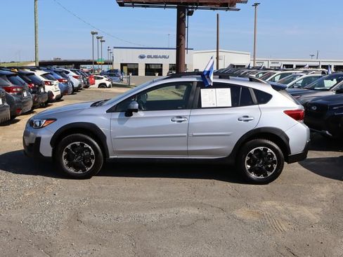 Certified 2021 Subaru Crosstrek 2.0i Premium AWD/4WD image 5