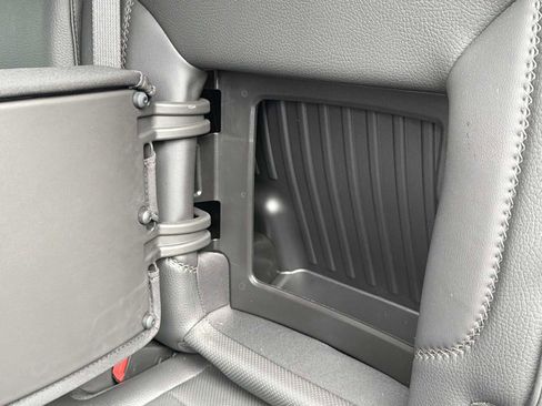 Used 2024 GMC Sierra 1500 Denali image 25