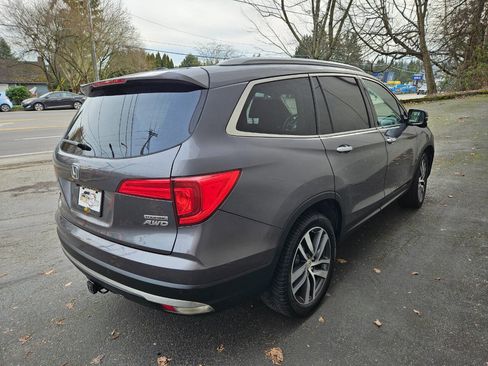 Used 2016 Honda Pilot Touring image 6