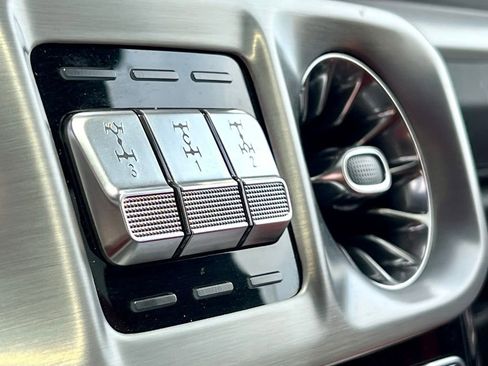 Certified 2022 Mercedes-Benz G 63 AMG 4MATIC image 41
