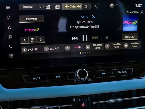 New 2025 Mitsubishi Outlander SE image 21