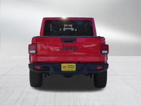 Certified 2024 Jeep Gladiator Sport image 6