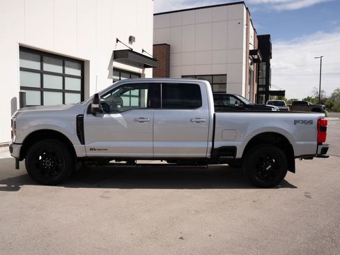 Used 2024 Ford F350 Lariat w/ Black Appearance Package AWD/4WD image 6