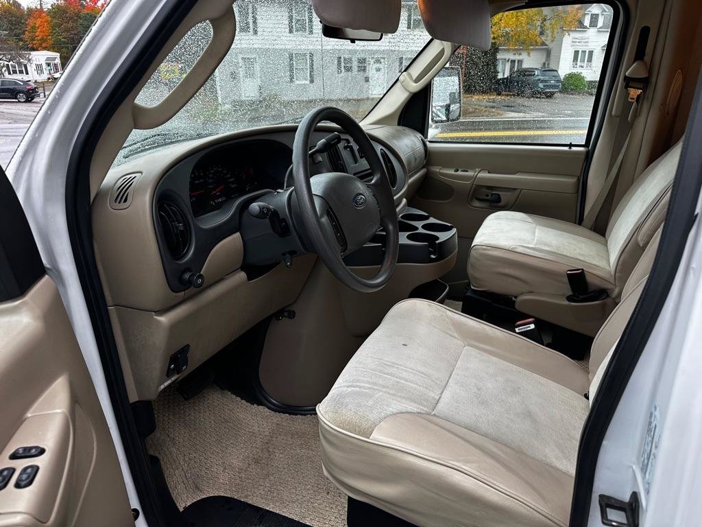 Used 2006 Ford E-450 and Econoline 450 RWD image 10