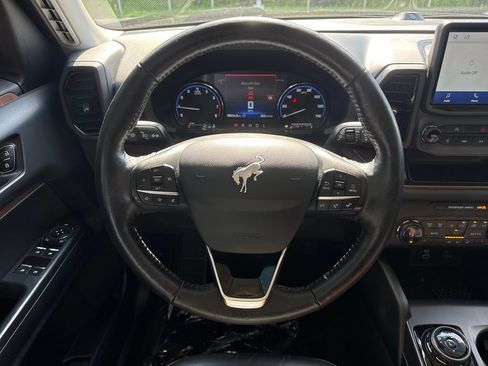Used 2022 Ford Bronco Sport Outer Banks w/ Tech Package AWD/4WD image 19