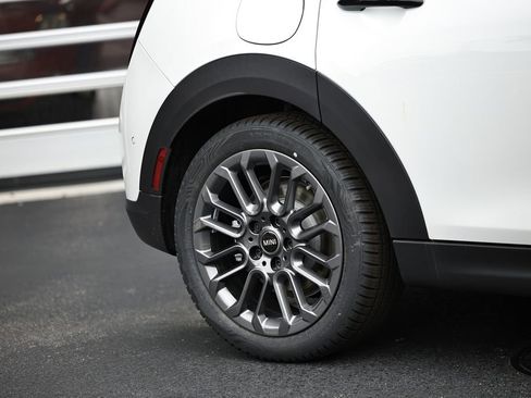 New 2026 MINI Cooper 4-Door Hardtop FWD image 6
