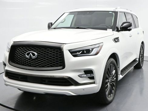 Used 2023 INFINITI QX80 Premium Select w/ Cargo Package AWD/4WD image 3
