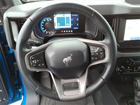 Used 2023 Ford Bronco Big Bend image 19