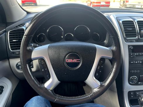 Used 2010 GMC Acadia SLT image 5