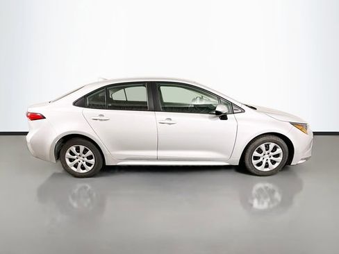 Used 2024 Toyota Corolla LE image 8