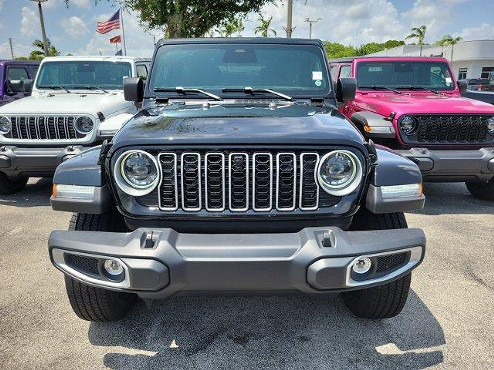 New 2026 Jeep Wrangler Unlimited Sahara AWD/4WD image 2