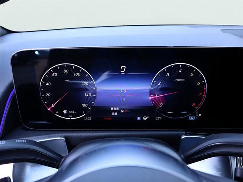 New 2026 Mercedes-Benz GLB 250 4MATIC image 39