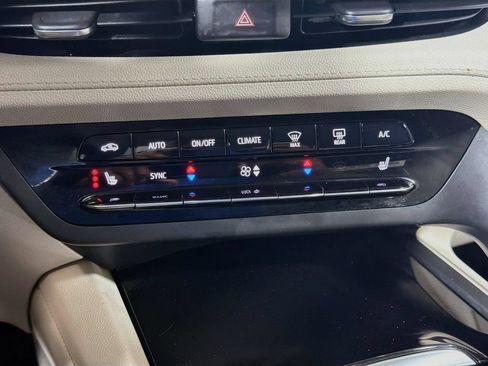 Used 2023 Buick Envision Preferred AWD/4WD image 16