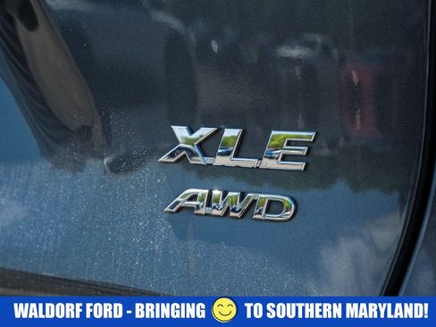 Used 2024 Toyota RAV4 XLE w/ Convenience Package AWD/4WD image 6