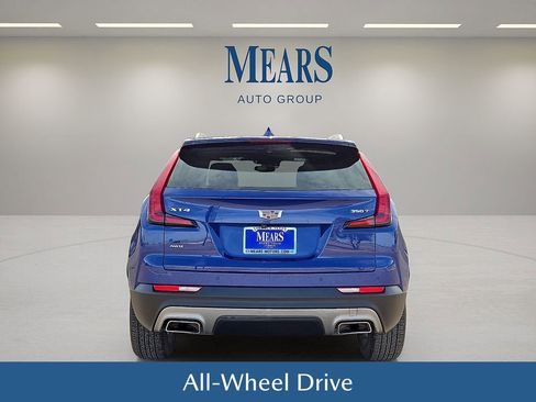 Used 2022 Cadillac XT4 Premium Luxury w/ Safety Alert Package image 5