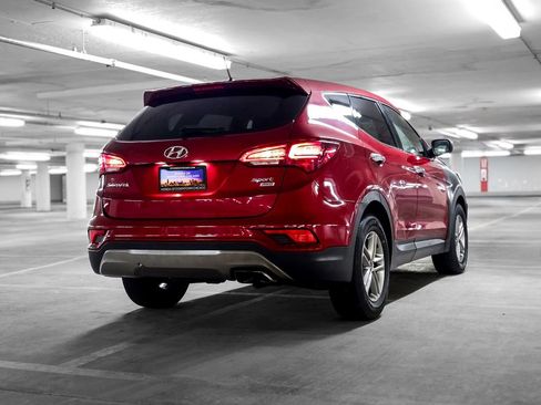 Used 2018 Hyundai Santa Fe Sport image 7