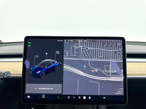 Used 2021 Tesla Model Y Long Range AWD/4WD image 5