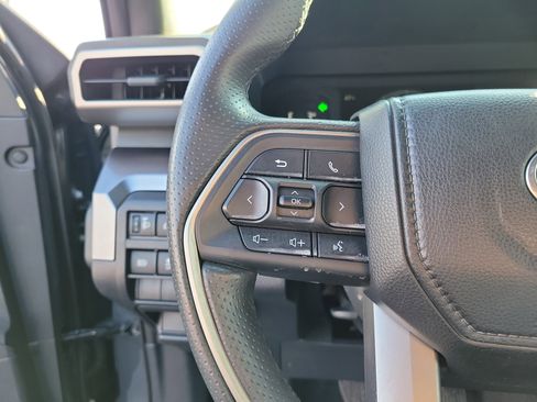 Used 2025 Toyota 4Runner SR5 image 22