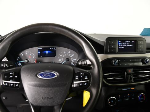 Used 2022 Ford Escape S AWD/4WD image 16