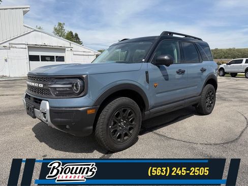 Used 2025 Ford Bronco Sport Badlands AWD/4WD image 1
