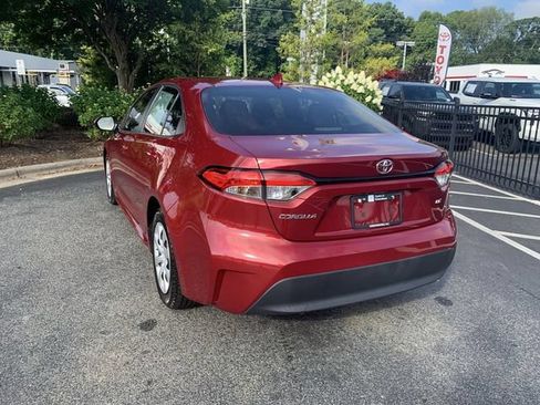 Used 2023 Toyota Corolla LE FWD image 6
