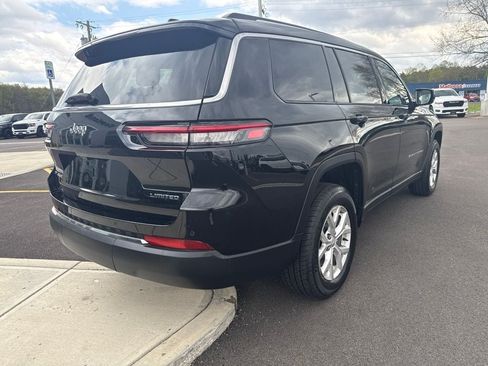 Used 2023 Jeep Grand Cherokee L Limited AWD/4WD image 8