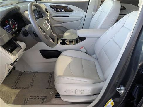 Used 2019 GMC Terrain Denali w/ Advanced Safety Package image 17