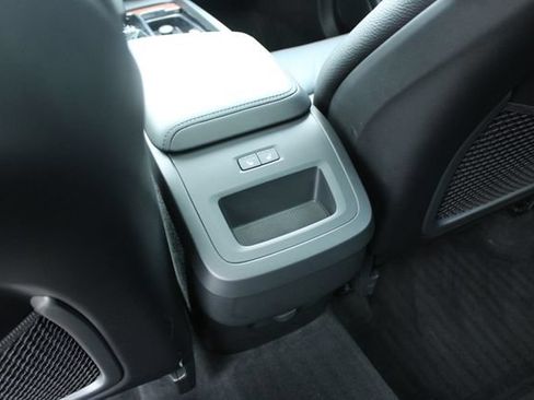 Used 2023 Volvo XC60 B5 Plus w/ Climate Package AWD/4WD image 34