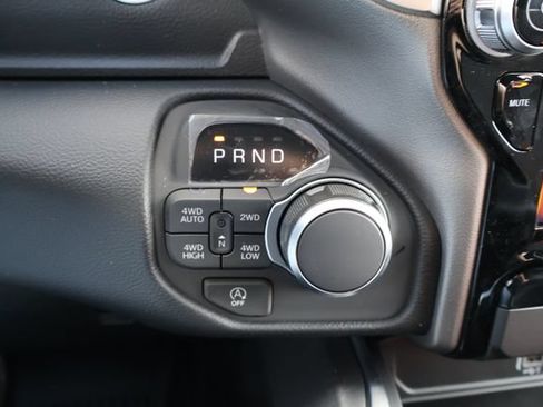 New 2026 RAM 1500 4x4 Crew Cab image 13