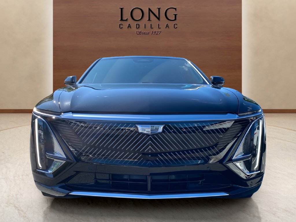 Used 2024 Cadillac Lyriq Tech w/ Driver Assist Package AWD/4WD image 8