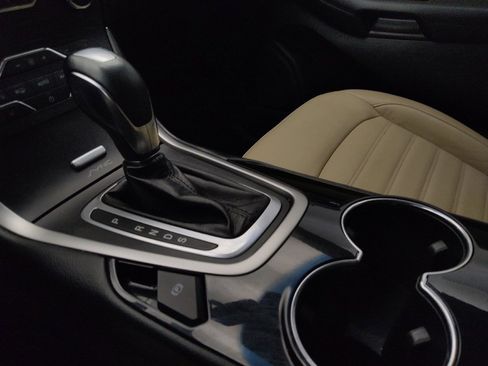 Used 2017 Ford Edge SEL w/ Equipment Group 201A image 26