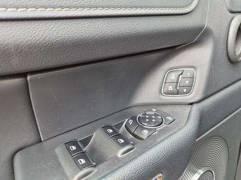 Used 2024 Ford Expedition Max XLT AWD/4WD image 10