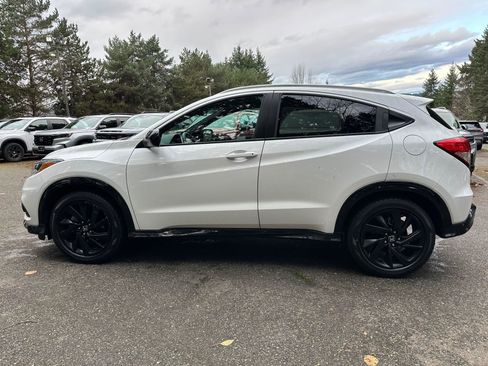 Used 2022 Honda HR-V Sport image 4