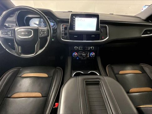 Used 2023 GMC Yukon XL AT4 image 15