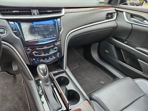 Used 2019 Cadillac XTS Luxury FWD image 21