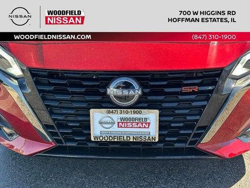 Used 2024 Nissan Altima 2.5 SR AWD/4WD image 6