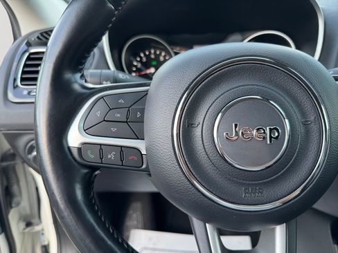 Used 2021 Jeep Compass Limited image 21