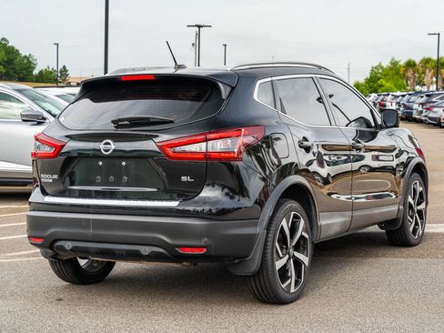 Used 2020 Nissan Rogue Sport SL w/ Premium Package FWD image 7