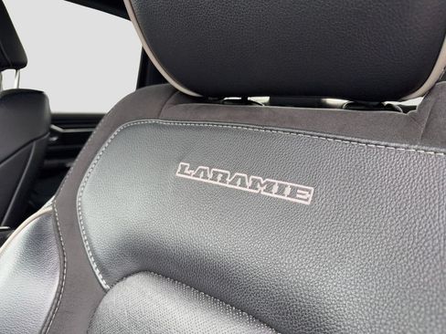 Used 2024 RAM 1500 Laramie AWD/4WD image 11