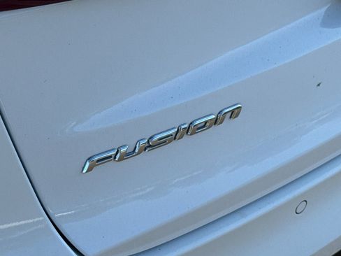 Used 2019 Ford Fusion SE image 37