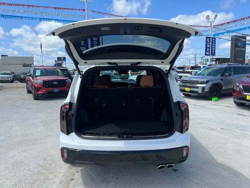 Used 2025 Kia Telluride SX Prestige X-Line AWD/4WD image 13