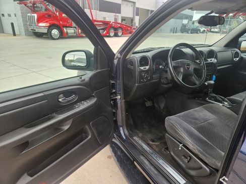 Used 2008 GMC Envoy SLE w/ Sun And Sound Package image 5
